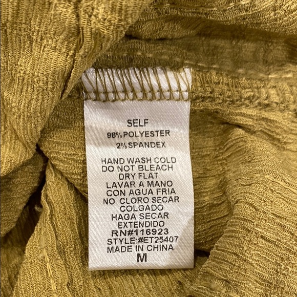 Easel Yellow Green 3/4 Sleeve Tunic - Picture 7 of 9